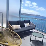 アパート Skyline Beachfront Retreat