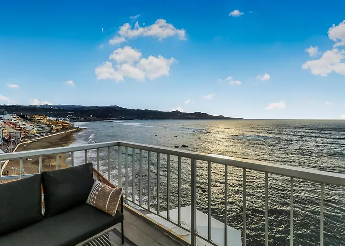 Skyline Beachfront Retreat Las Palmas